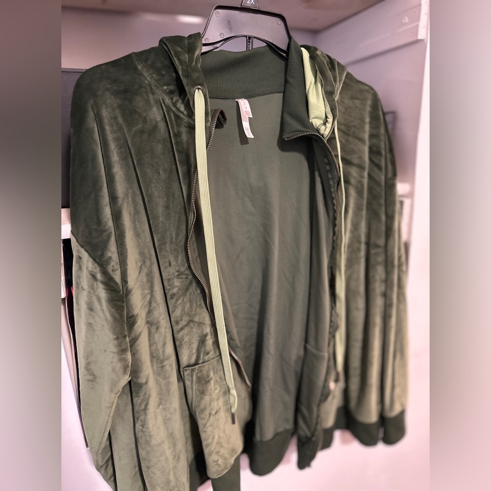 Green velvet jacket XL